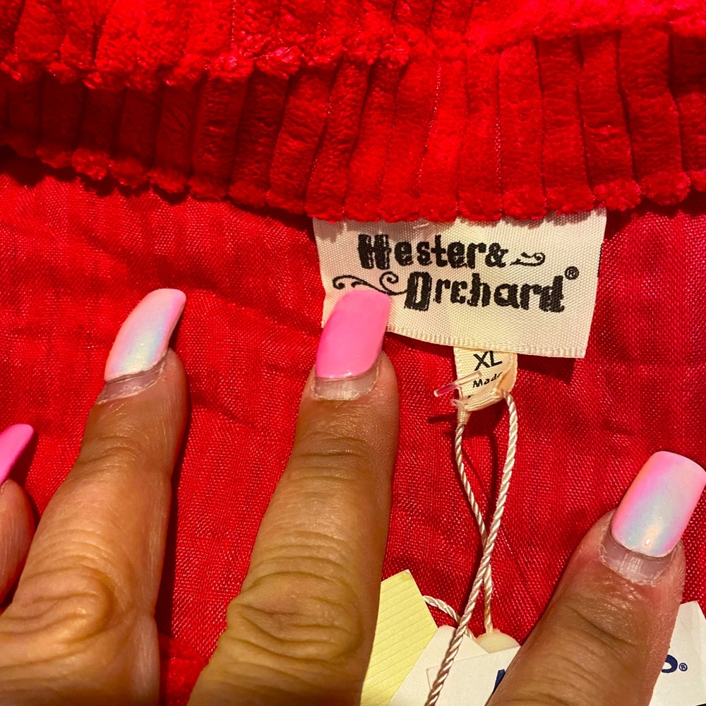 Hester Orchard shacket size XL hot pink BNWT. It doesn’t fit me like I hoped